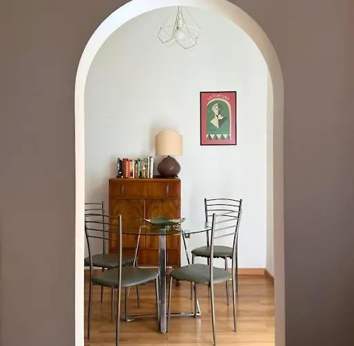 Cozy At The Heart Of The Eternal City